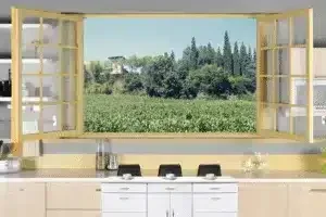 אי למטבח כנקודת מוקד מול חלונות בלגיים – משחק מושלם בין פרופורציות, סימטריה ואור